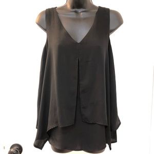 3/$15 MUST BUNDLE - Covington Women's Black Sleeveless Top | size: Small